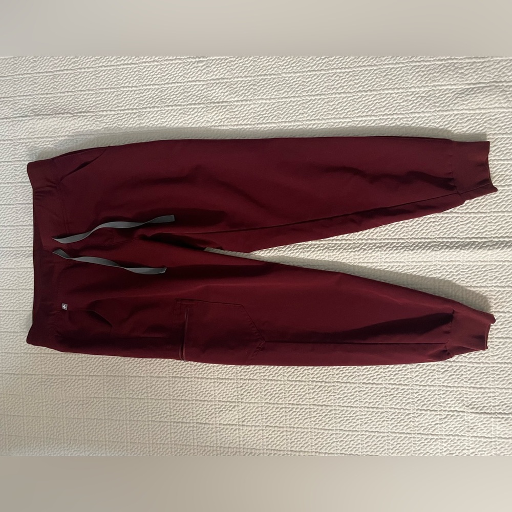 Figs scrub pants size MP
